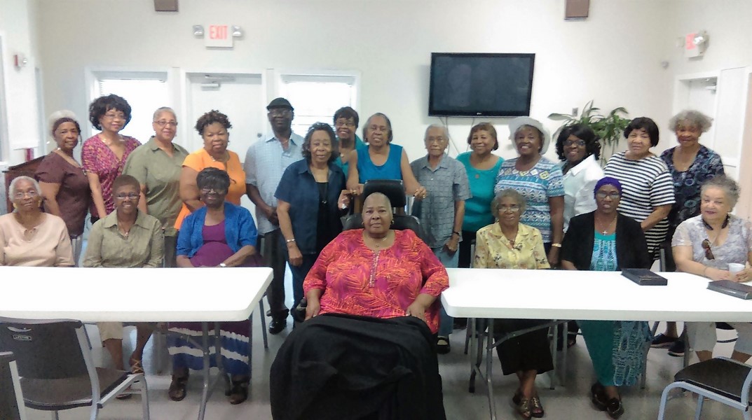 55+ Group Picture 3_600h